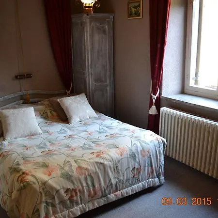 Otel Au Naturel Des Ardennes Rochehaut