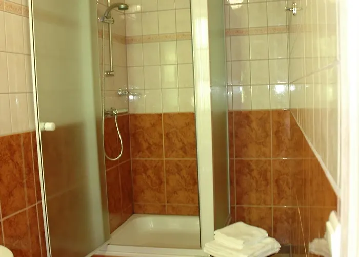 Au Naturel Des Ardennes Hotel Rochehaut